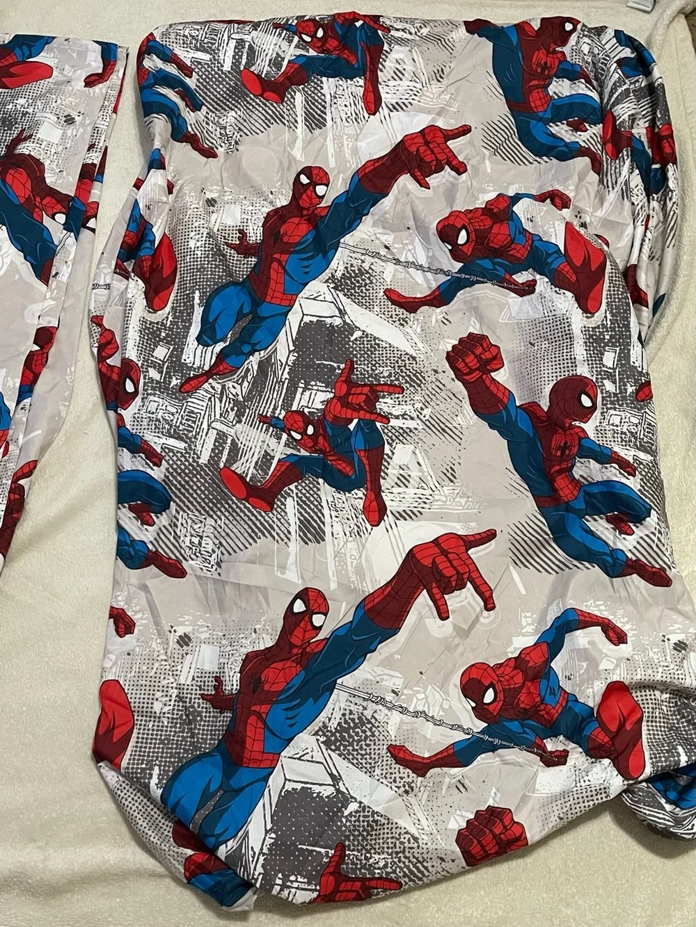 Spider-Man Kids Full Sheet and Fitted Sheet   - Red & Blue New Out of Package